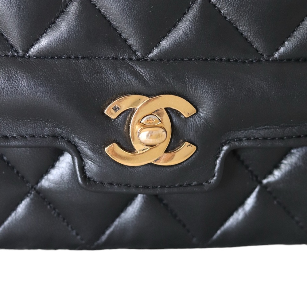 CHANEL Vintage Diana Flap Bag Quilted Lambskin‎ Small Black 1989-1990 - Picture 14 of 15